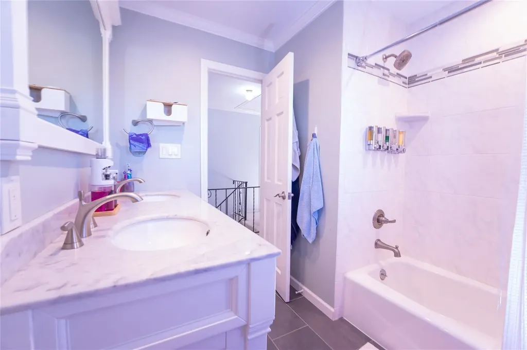 36 Orleans Green Coram NY 11727
