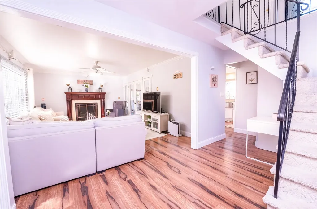 36 Orleans Green Coram NY 11727