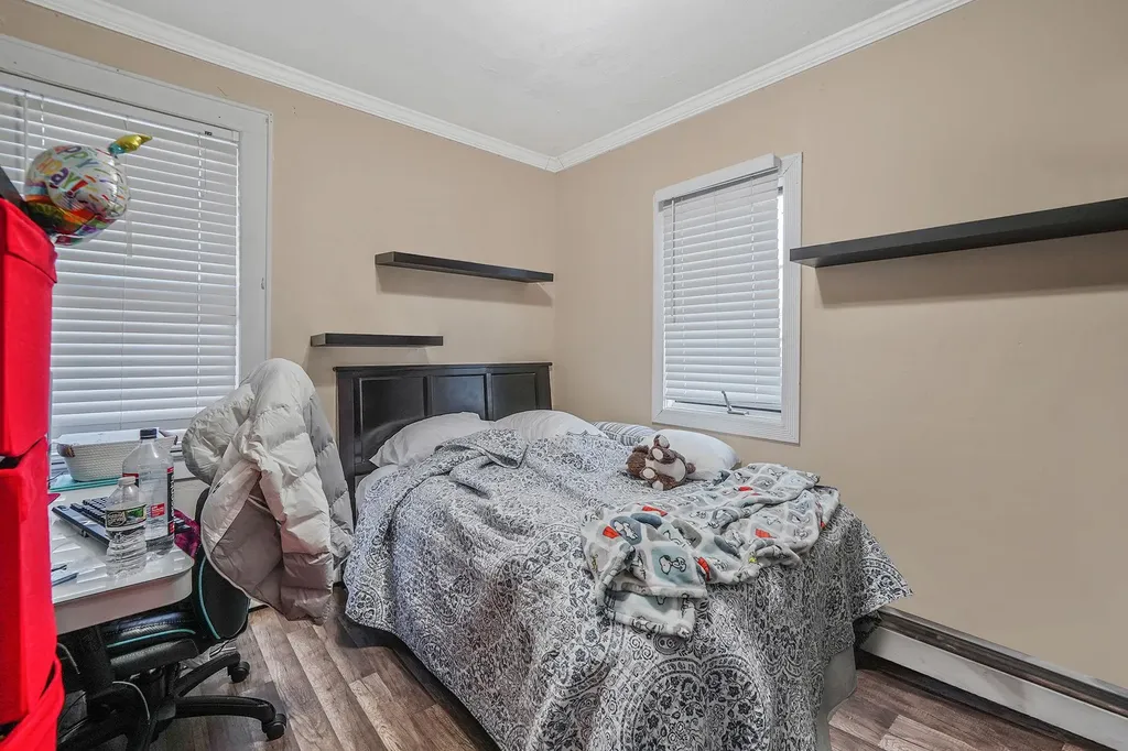 62 Moffitt Boulevard East Islip NY 11730