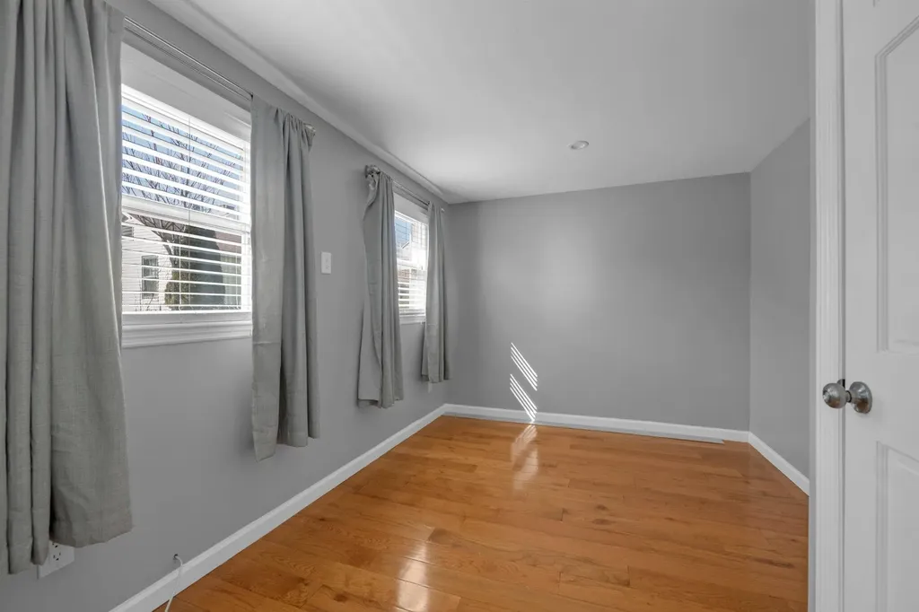 2809 Wickham Avenue Bronx NY 10469