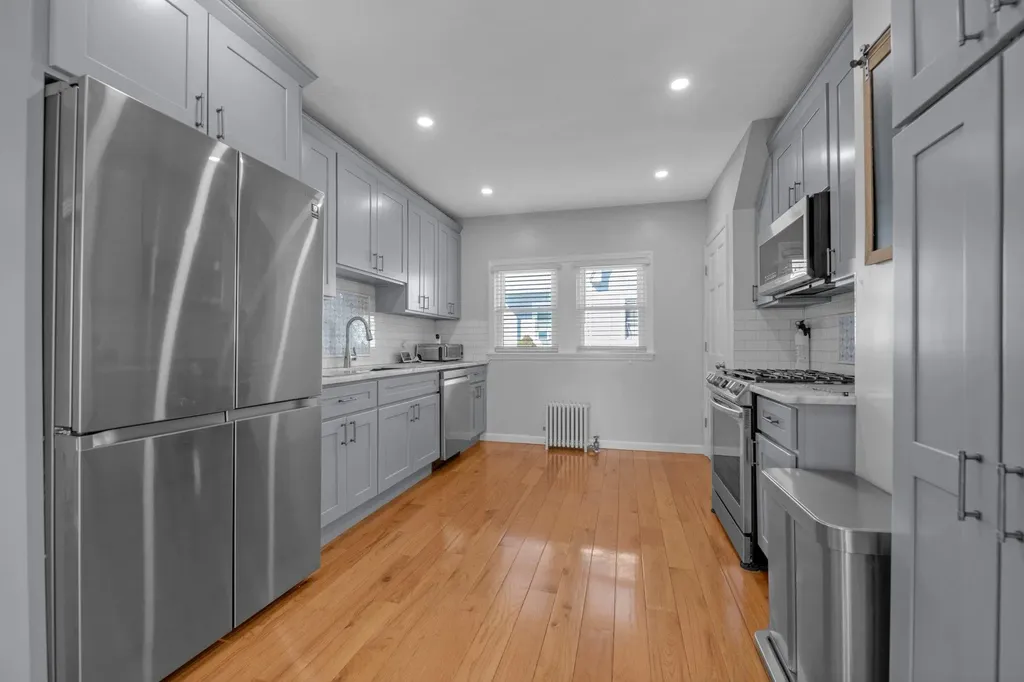 2809 Wickham Avenue Bronx NY 10469