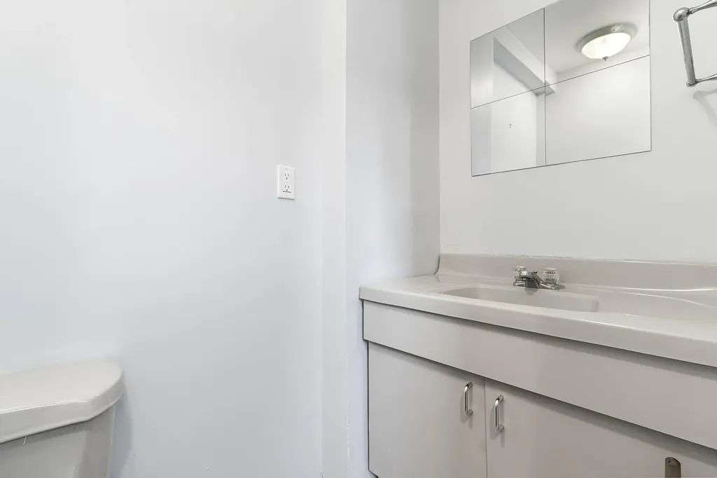 2663 Elm Drive North Bellmore NY 11710