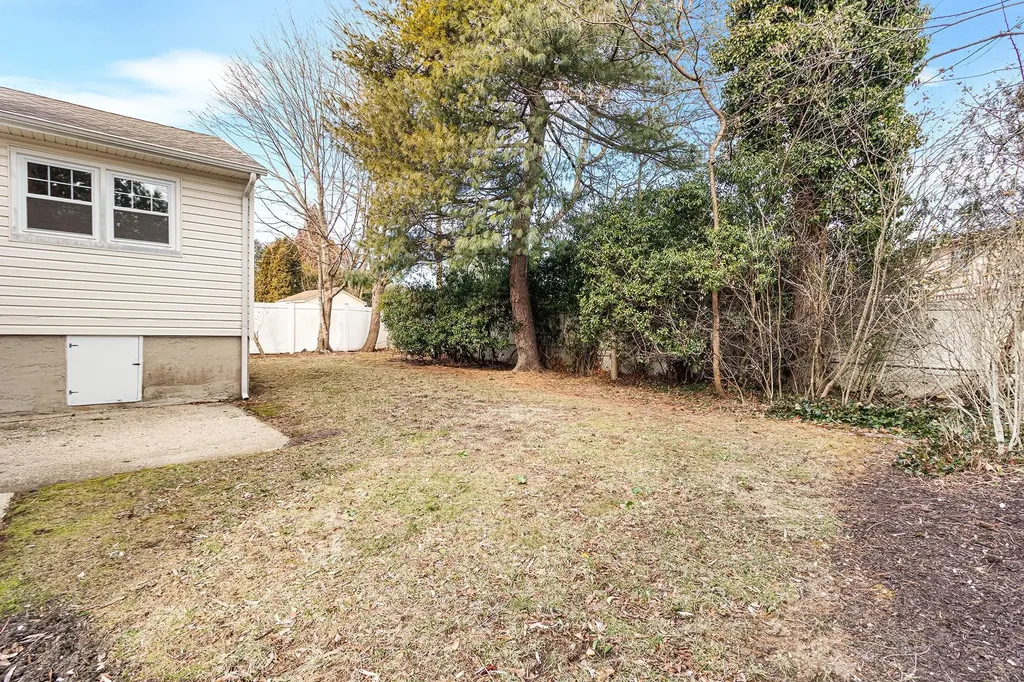 2663 Elm Drive North Bellmore NY 11710