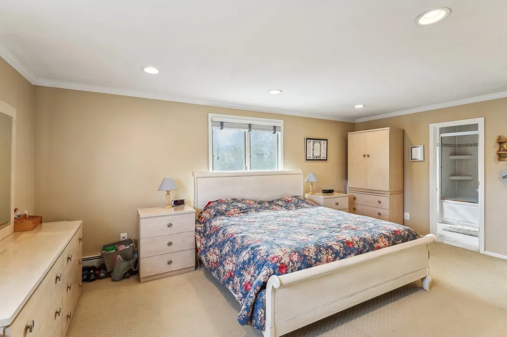 5 Pound Ridge Road Plainview NY 11803