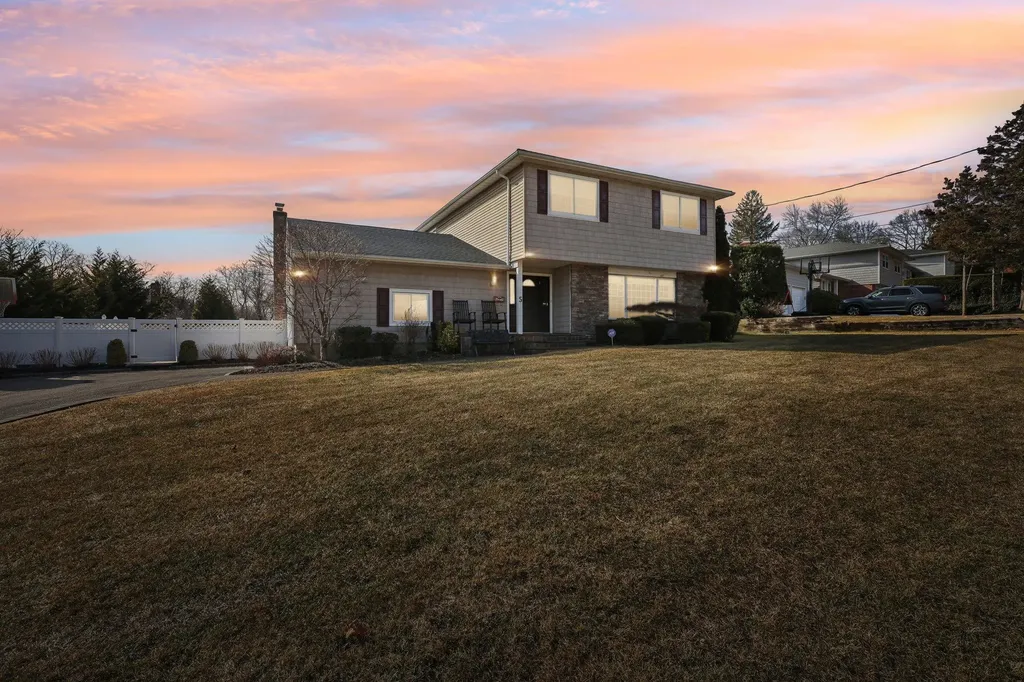 5 Pound Ridge Road Plainview NY 11803