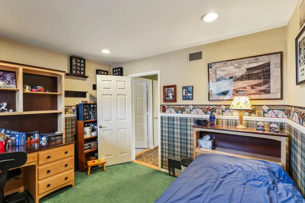 5 Pound Ridge Road Plainview NY 11803