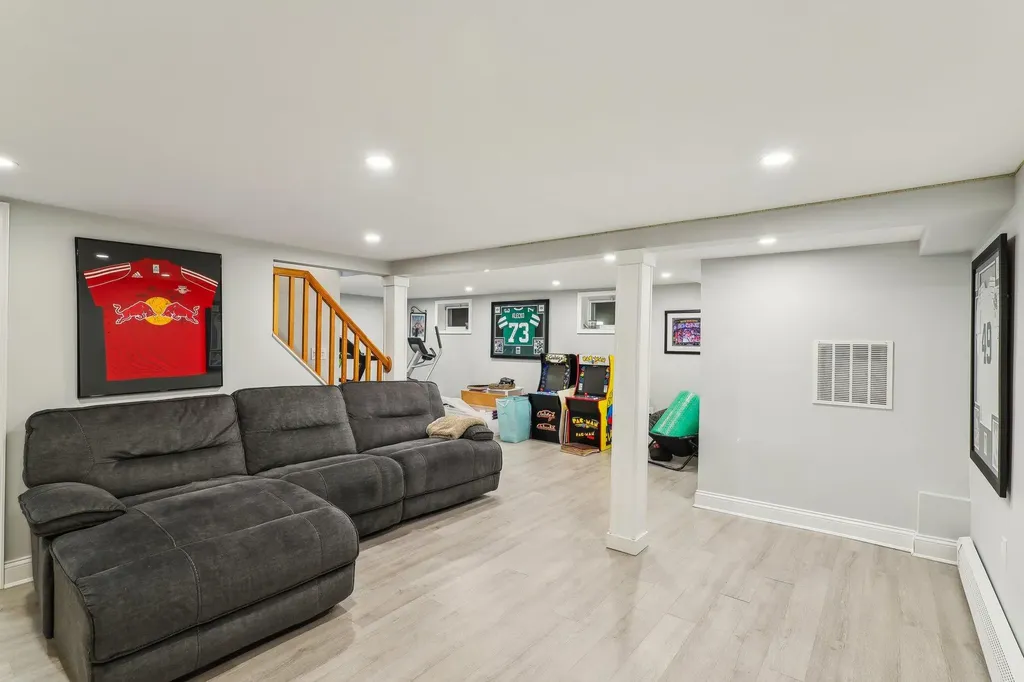 5 Pound Ridge Road Plainview NY 11803