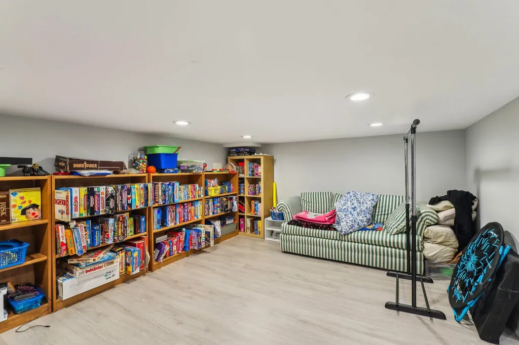 5 Pound Ridge Road Plainview NY 11803