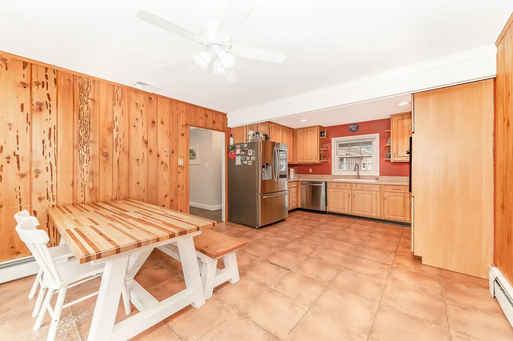 4 Pennaquid Road Coram NY 11727