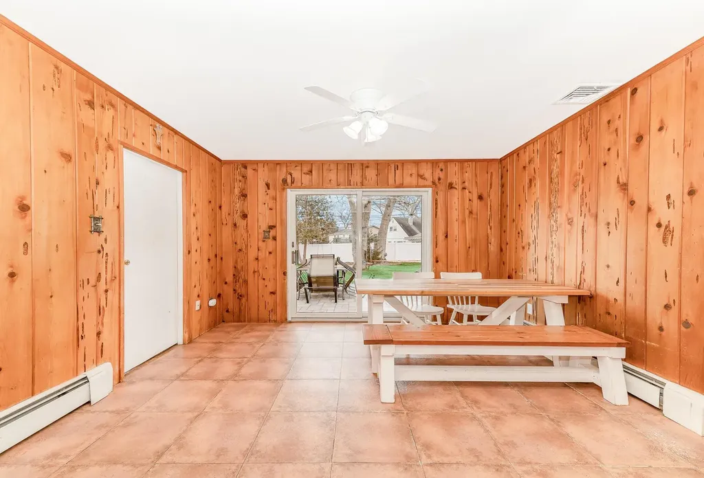 4 Pennaquid Road Coram NY 11727