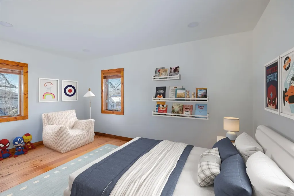 1737 Hancock Street Hewlett NY 11557