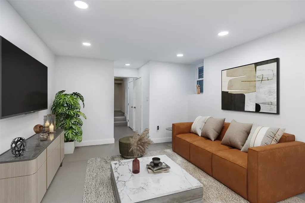 1737 Hancock Street Hewlett NY 11557