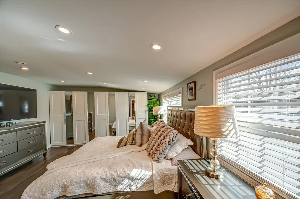 219 Justice Street West Babylon NY 11704