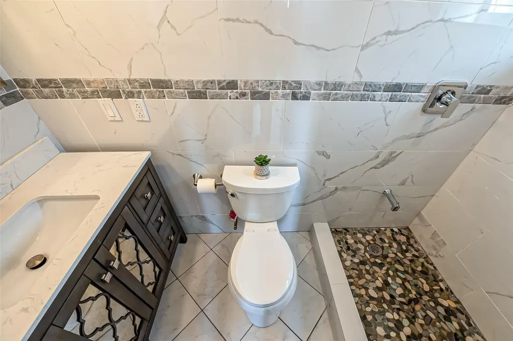 219 Justice Street West Babylon NY 11704