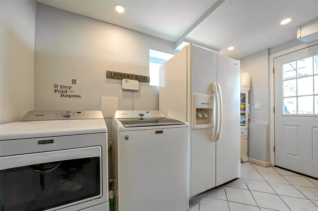 219 Justice Street West Babylon NY 11704