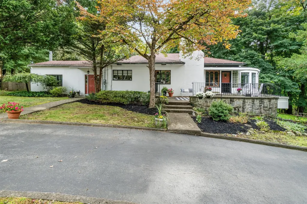2954 Sherman Court Mohegan Lake NY 10547