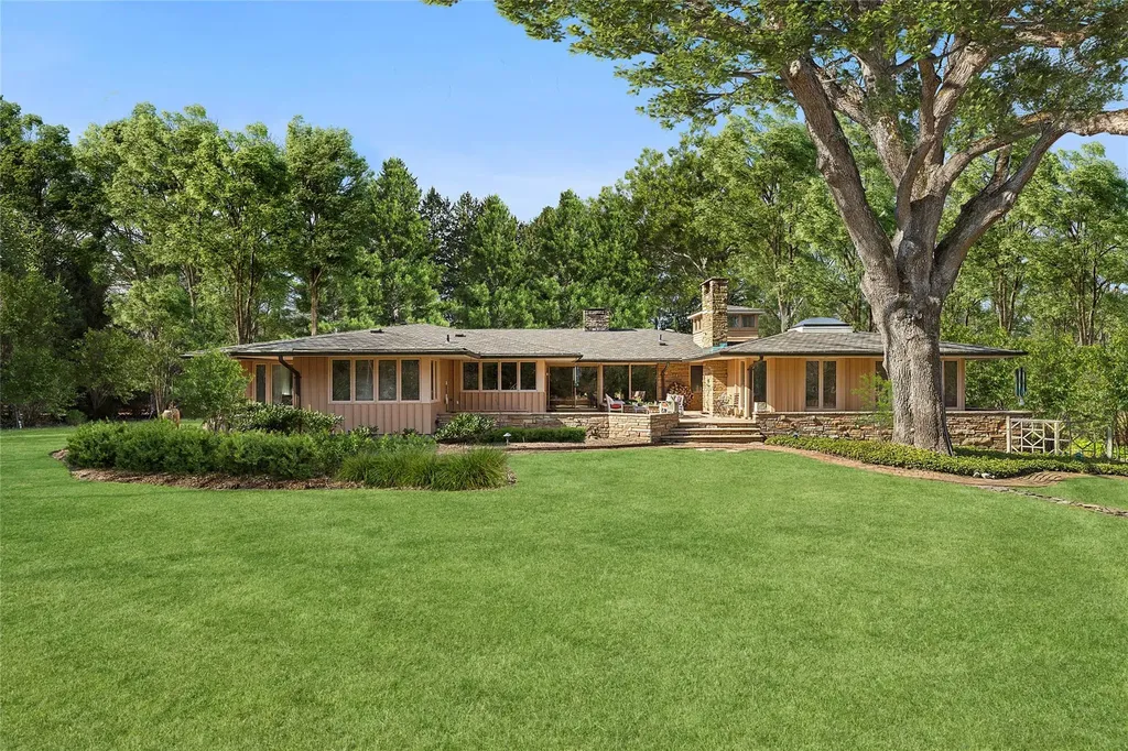 4 Lewis Lane Locust Valley NY 11560