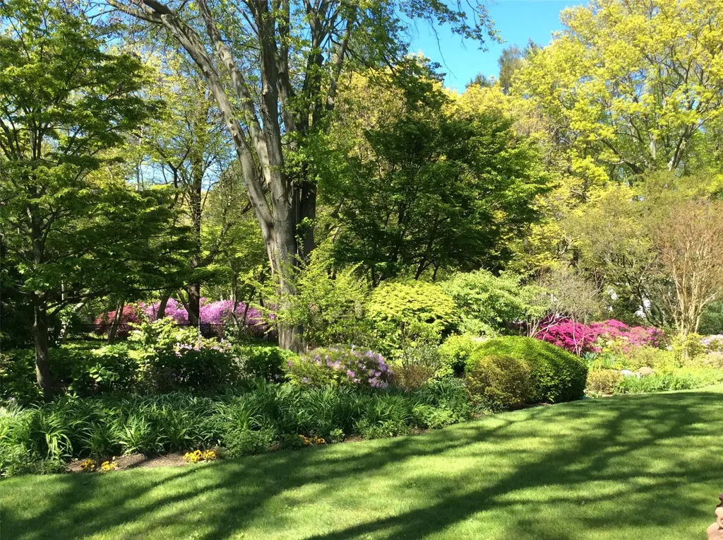 4 Lewis Lane Locust Valley NY 11560