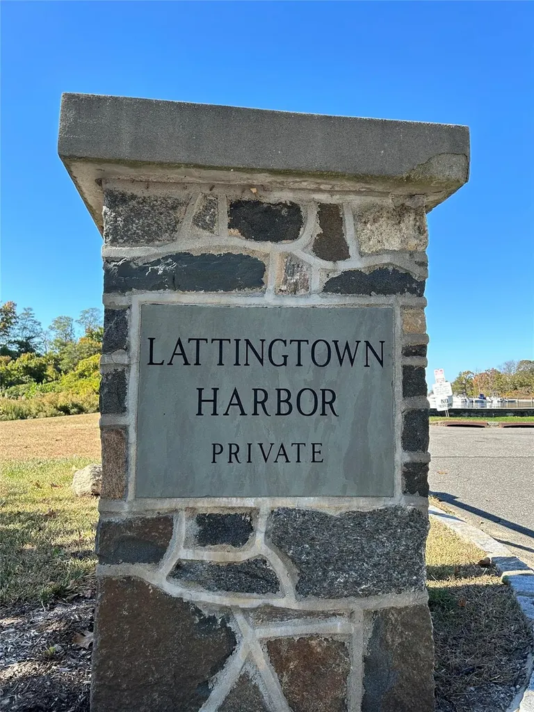4 Lewis Lane Locust Valley NY 11560
