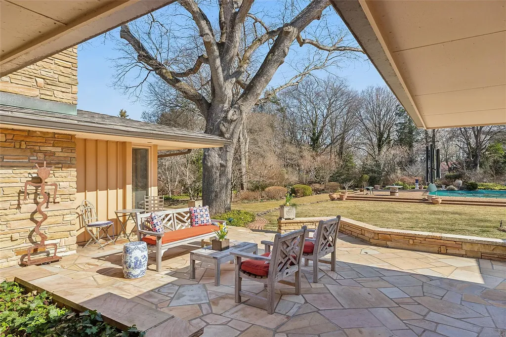 4 Lewis Lane Locust Valley NY 11560