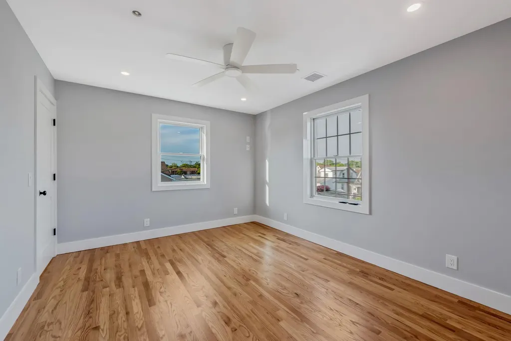 674 Parsonage Place Baldwin NY 11510