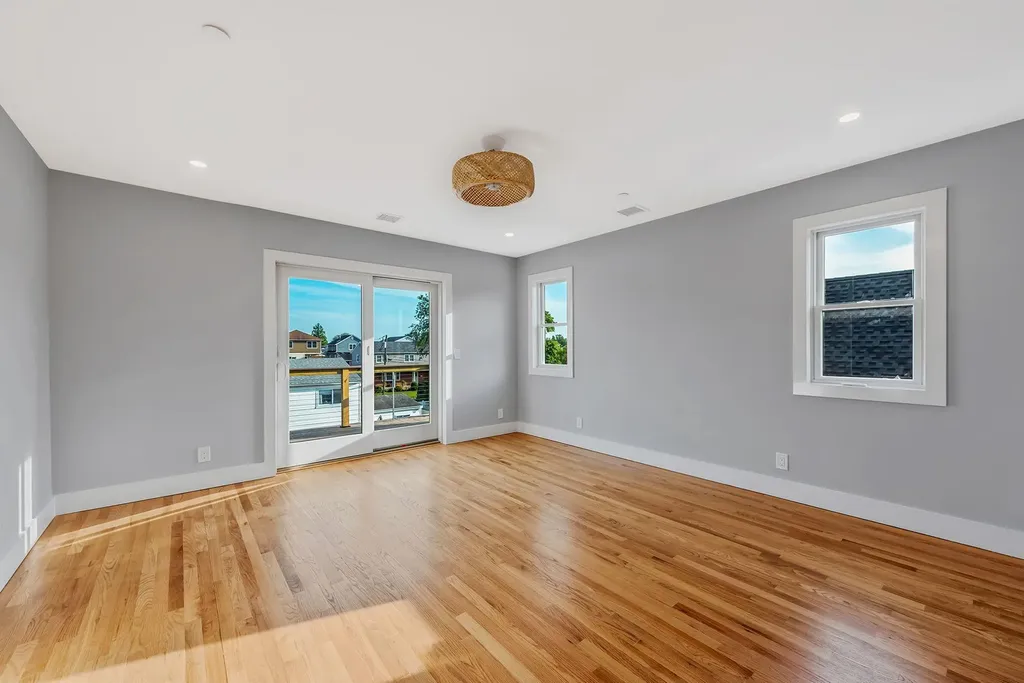 674 Parsonage Place Baldwin NY 11510