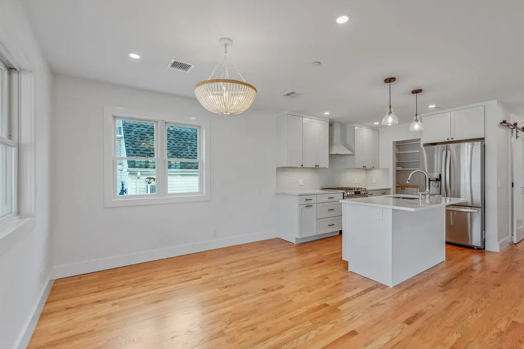 674 Parsonage Place Baldwin NY 11510