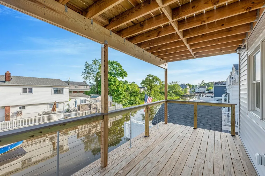 674 Parsonage Place Baldwin NY 11510
