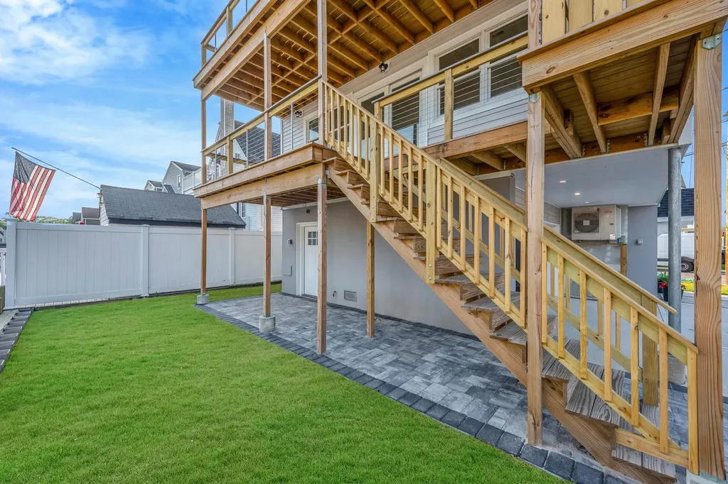 674 Parsonage Place Baldwin NY 11510