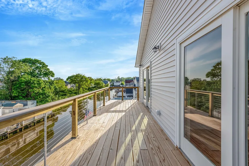 674 Parsonage Place Baldwin NY 11510
