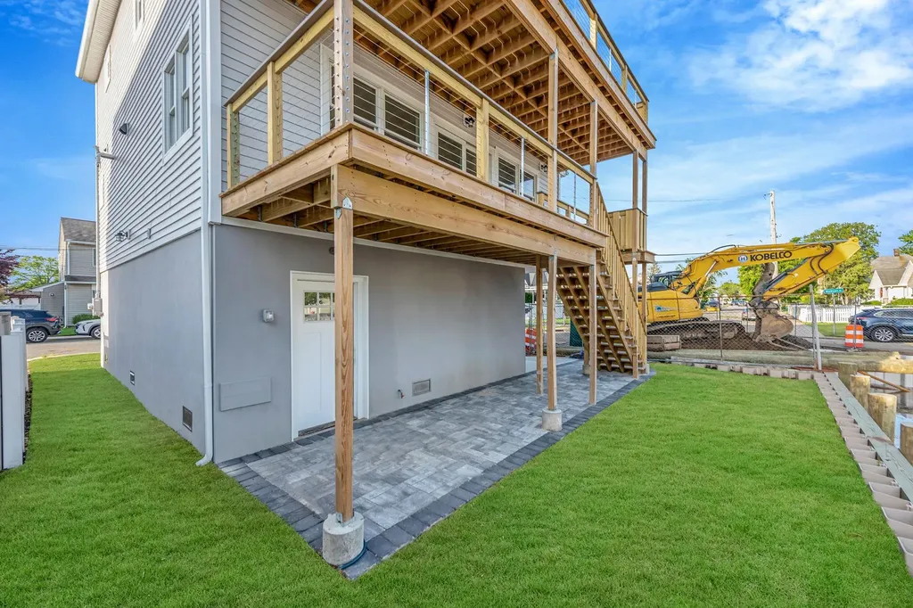 674 Parsonage Place Baldwin NY 11510