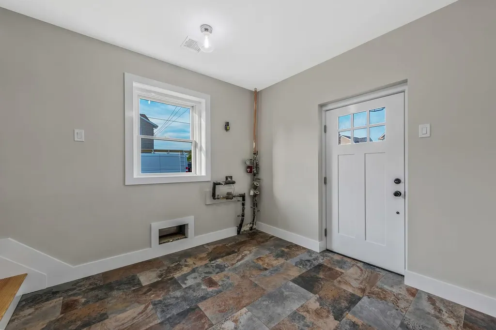 674 Parsonage Place Baldwin NY 11510