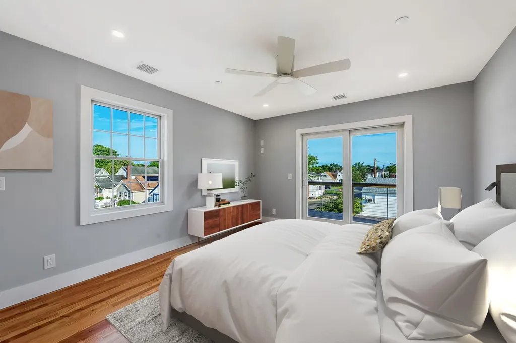 674 Parsonage Place Baldwin NY 11510