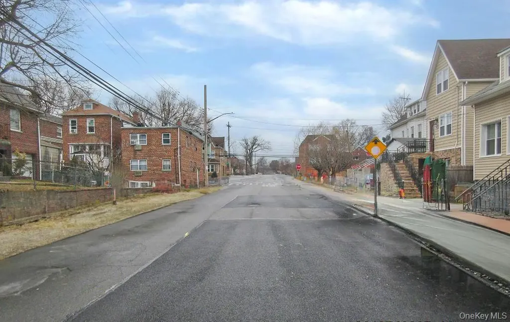 3963 Duryea Avenue Bronx NY 10466