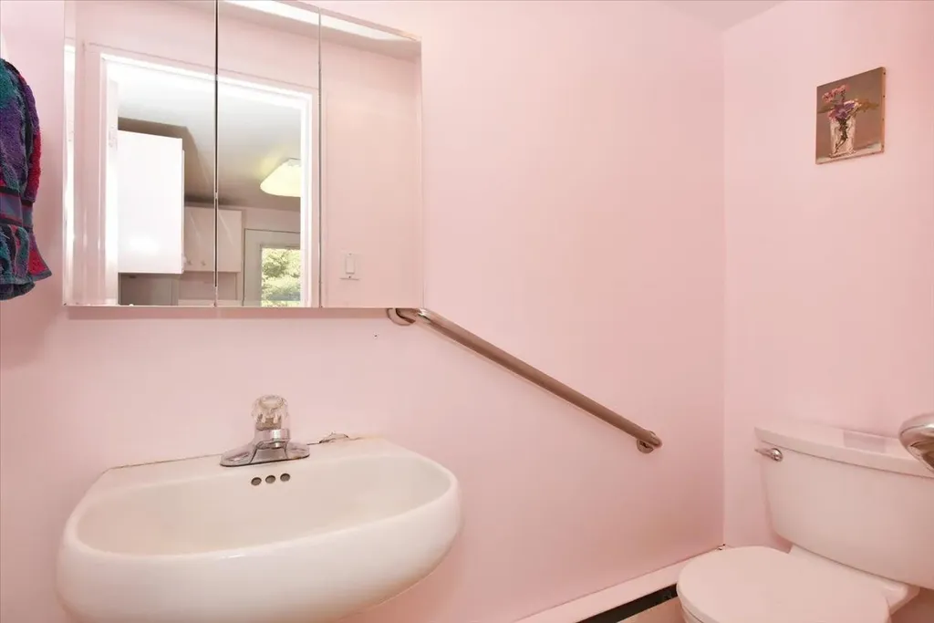 66 Conklin Lane Huntington NY 11743