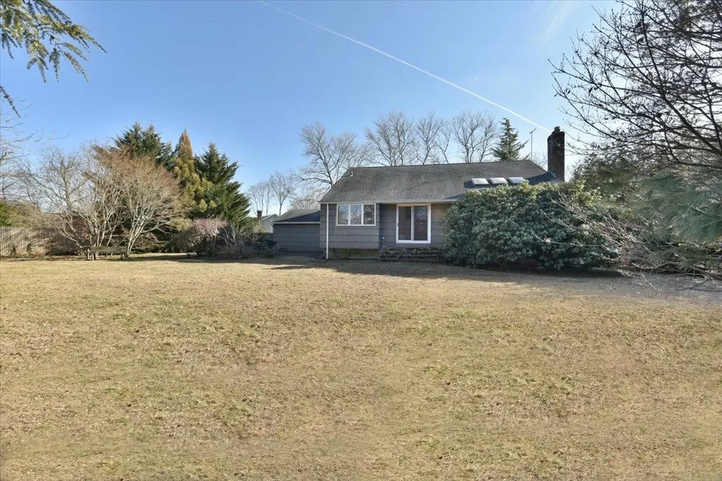66 Conklin Lane Huntington NY 11743