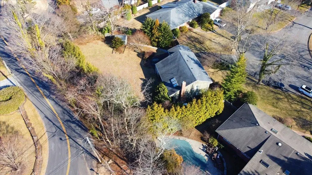 66 Conklin Lane Huntington NY 11743
