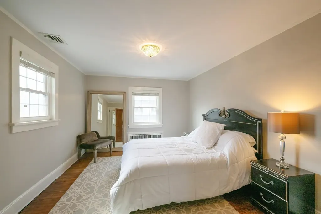 16 Nancy Boulevard Merrick NY 11566