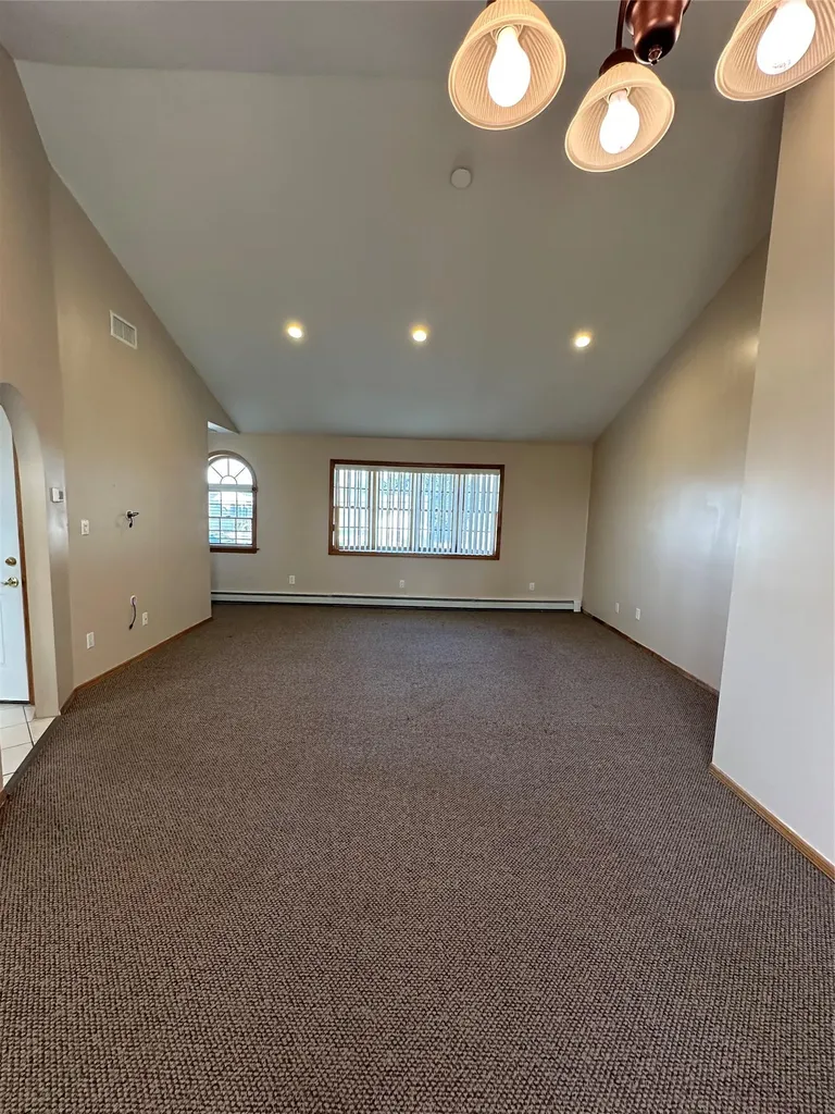 448 15th Street West Babylon NY 11704