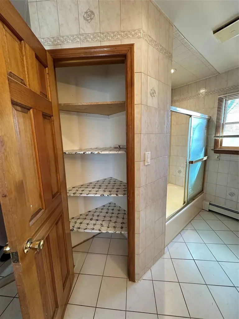448 15th Street West Babylon NY 11704