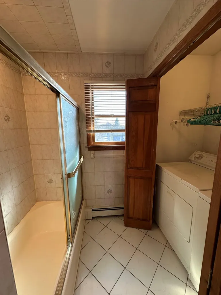 448 15th Street West Babylon NY 11704
