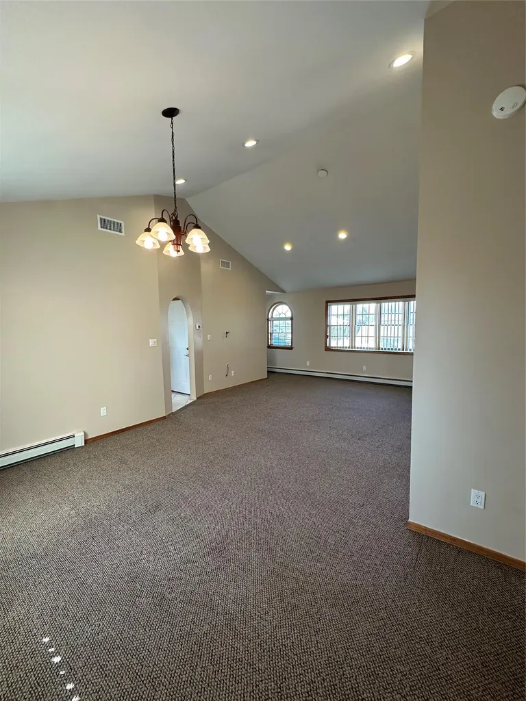 448 15th Street West Babylon NY 11704