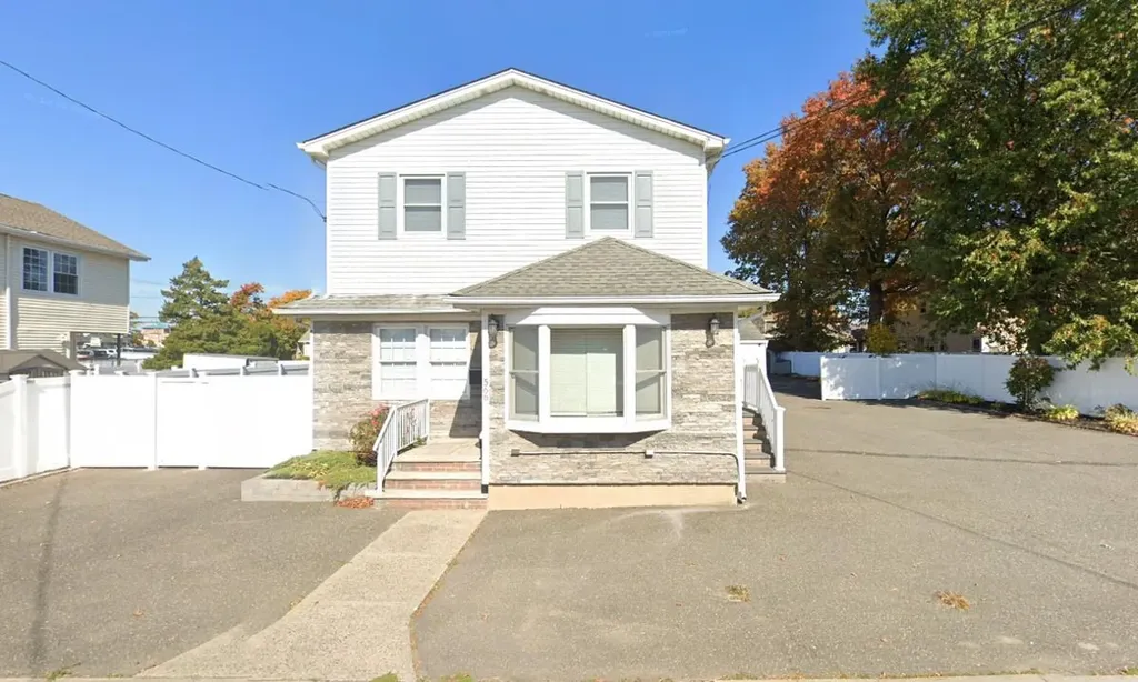 566 Central Avenue Bethpage NY 11714