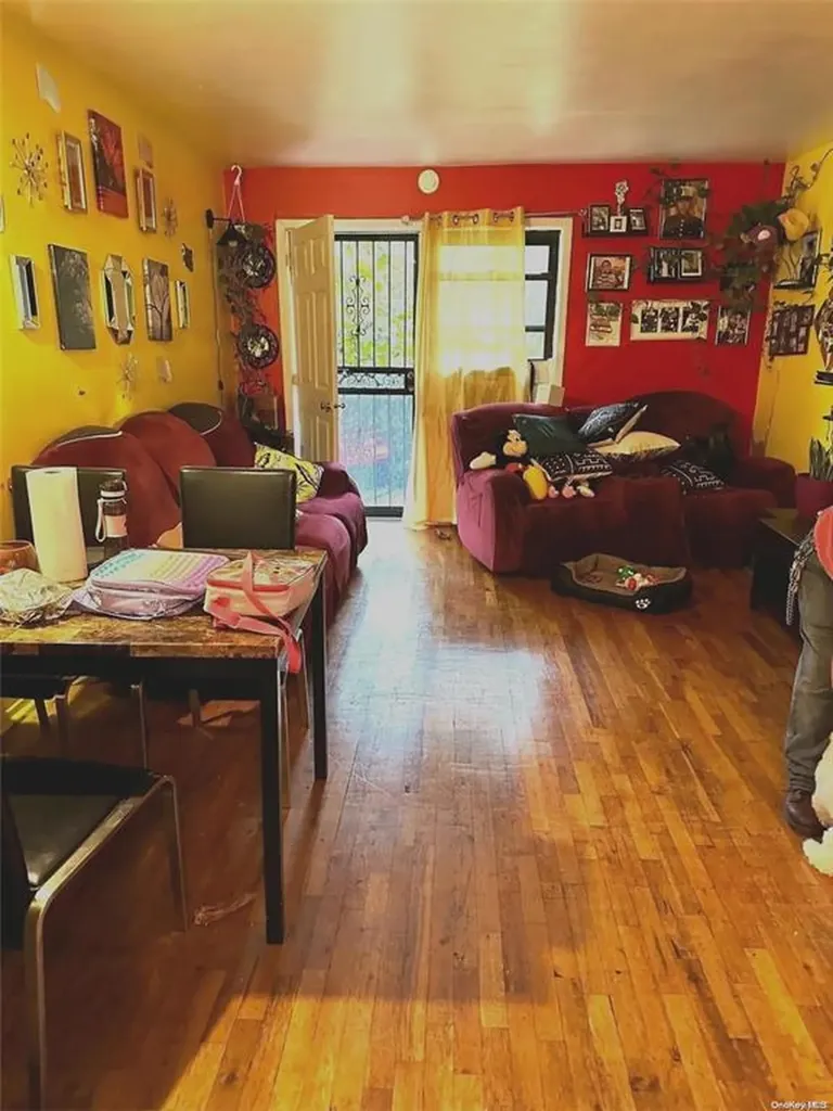 52-08 90th Street Elmhurst NY 11373