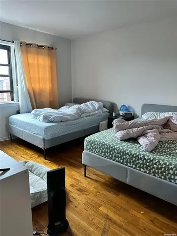 52-08 90th Street Elmhurst NY 11373