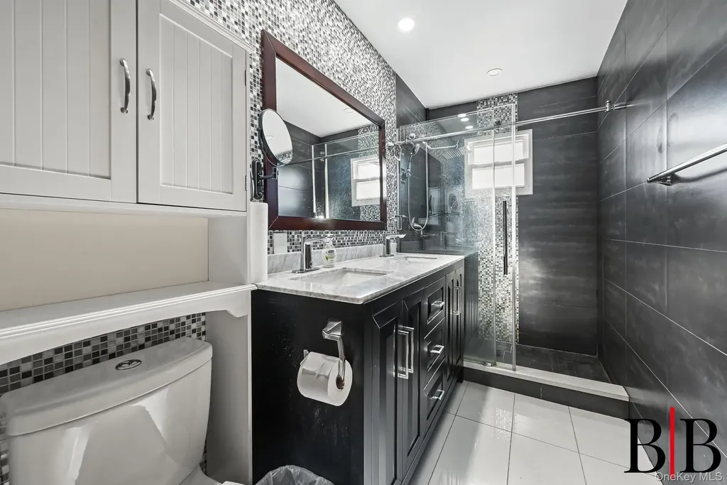 7413 Avenue X Brooklyn NY 11234