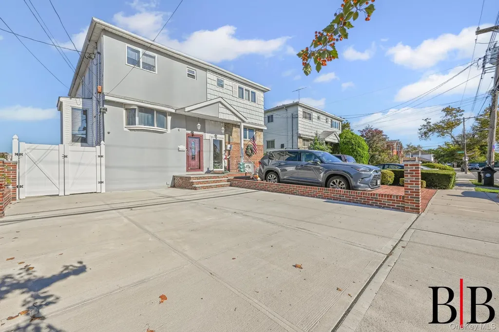7413 Avenue X Brooklyn NY 11234