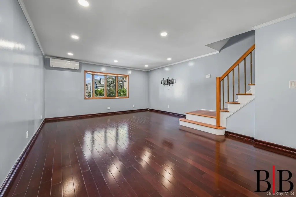 7413 Avenue X Brooklyn NY 11234
