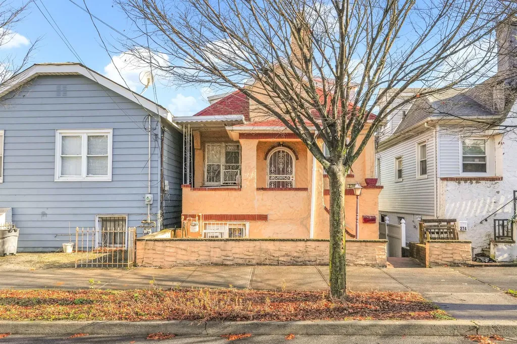 276 Emerson Avenue Bronx NY 10465