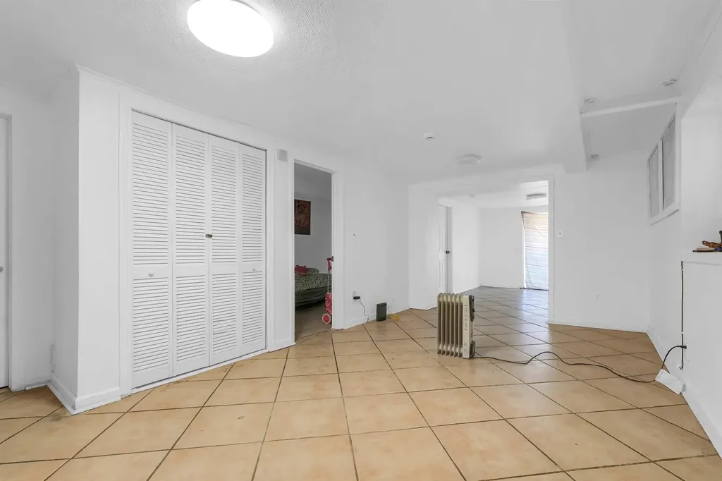 276 Emerson Avenue Bronx NY 10465